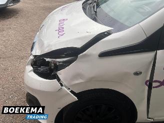 Peugeot 108 1.0 e-VTi Active Airco 5-Deurs picture 8