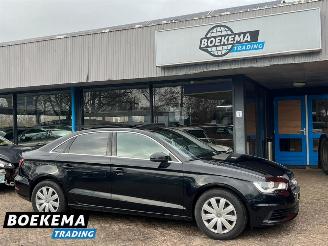 ojeté vozy osobní automobily Audi A3 Limousine 1.6 TDI 110PK Pro Line Panorama Navigatie Airco 2015/11