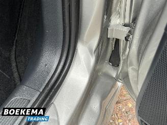 Volkswagen Golf 1.2 TSI Trend Edition AppleCar Climate Stoelverw. Cruise picture 8