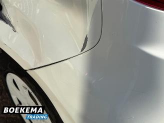 Ford Ka 1.2 Cool & Sound start/stop Airco picture 8