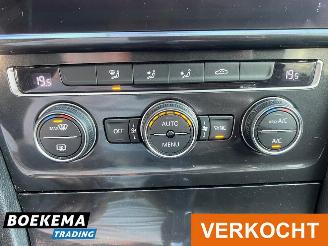 Volkswagen Golf 1.0 TSI R-Line DSG Navigatie Climate Cruise picture 23