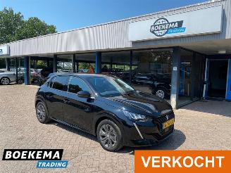 Auto incidentate Peugeot e-208 EV Allure Pack 50 kWh Navi I-cockpit Camera Apple-Carplay 2021/11