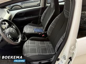 Peugeot 108 1.0 e-VTi Active Airco 5-Deurs picture 12