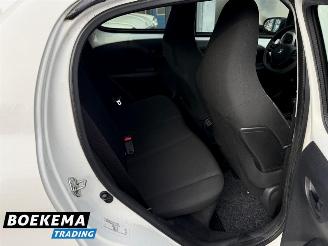 Peugeot 108 1.0 e-VTi Active Airco 5-Deurs picture 16