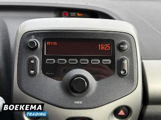 Peugeot 108 1.0 e-VTi Active Airco 5-Deurs picture 20