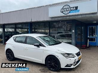 krockskadad bil auto Seat Leon 1.2 TSI Reference FR Climate Cruise 2013/6