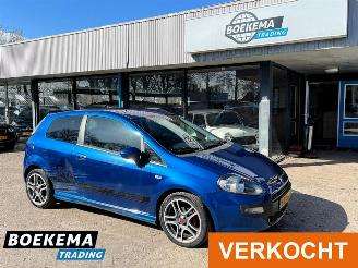 Vaurioauto  passenger cars Fiat Punto Evo 1.4-16V Multiair Racing Navigatie Clima Cruise 2010/11