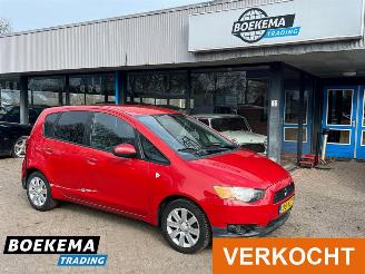 uszkodzony samochody osobowe Mitsubishi Colt 1.3 Edition Two Airco Cruise 2010/11