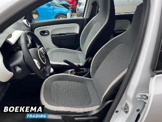 Renault Twingo R80 E-Tech Equilibre 22 kWh Navigatie Cruise picture 12