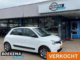 krockskadad bil auto Renault Twingo R80 E-Tech Equilibre 22 kWh Navigatie Cruise 2023/6
