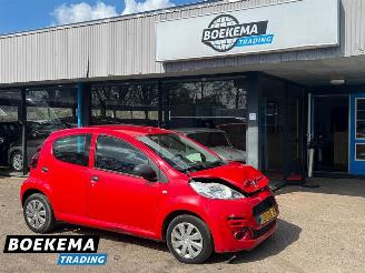 damaged passenger cars Peugeot 107 1.0 Access Airco 5-Deurs 2012/11