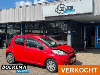Voiture accidenté Peugeot 107 1.0 Access Airco 5-Deurs 2012/11