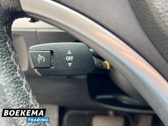 BMW 3-serie 318i High Executive Automaat Navigatie Xenon picture 16