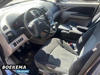 Mitsubishi Grandis 2.4-16V InSport 7-Peroons Climate Cruise LPG picture 11