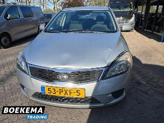 Kia Cee d cee'd 1.4 CVVT X-tra Airco 5-Deurs picture 9