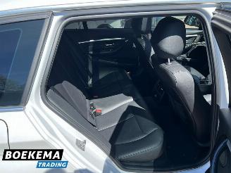 BMW 3-serie 320d xDrive Edition Panorama Leer Automaat Navigatie picture 20