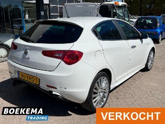 Alfa Romeo Giulietta 1.4 T Distinctive Automaat Memory Stoelverw BOSE picture 2