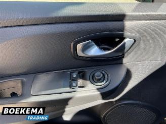 Renault Clio 0.9 TCe Expression Navigatie Airco picture 11