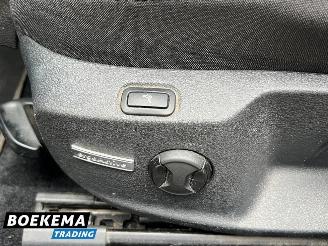 Volkswagen Golf 1.4 TSI 150PK Highline DSG Panorama Virtual Stoel/Stuurverw Massage Camera Trekhaak picture 15