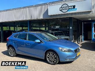  Volvo V-40 2.0 D4 Summum Business Glazen Dak Navigatie Cruise 2014/7