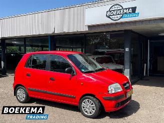 Damaged car Hyundai Atos 1.1i Active Cool Airco Elek-Ramen 2007/11