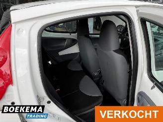 Peugeot 107 1.0 12V XR Airco 5-Deurs picture 13