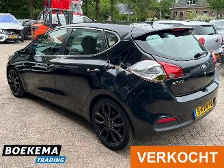Kia Cee d cee'd 1.6 GDI Business Pack Navigatie Camera Cruise Climate picture 3