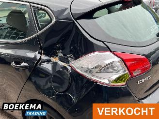 Kia Cee d cee'd 1.6 GDI Business Pack Navigatie Camera Cruise Climate picture 6