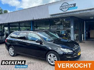 Schadeauto Peugeot 308 SW 1.6 BlueHDI Executive Pack Panorama Climate Cruise PDC 2015/12
