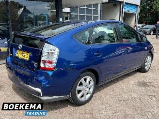 Toyota Prius 1.5 VVT-i picture 2