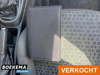 Opel Corsa 1.2 Airco 5-Deurs picture 17