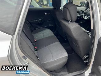 Kia Cee d cee'd 1.4 CVVT Seven Navigatie Airco Cruise Trekhaak picture 20