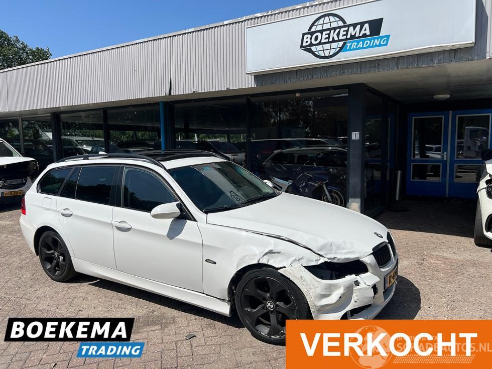 BMW 3-serie 330xd Dynamic Exe Automaat Panorama Climate Cruise Navigatie