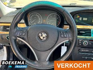 BMW 3-serie 330xd Dynamic Exe Automaat Panorama Climate Cruise Navigatie picture 24