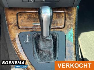 BMW 3-serie 330xd Dynamic Exe Automaat Panorama Climate Cruise Navigatie picture 32