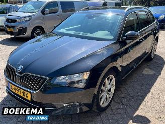 Skoda Superb Combi 1.8 TSI 180PK Style Business DSG CantonSound Keyless Navigatie picture 4