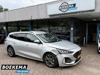Vaurioauto  passenger cars Ford Focus Wagon 1.0 EcoBoost Hybrid ST Line Navigatie Cruise Climate 2022/8