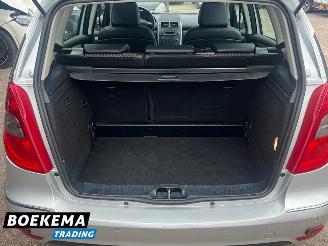 Mercedes A-klasse 170 Avantgarde Airco parkeer sensoren picture 15
