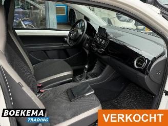 Volkswagen Up! 1.0 High Up! Navigatie Airco 3-Deurs picture 15