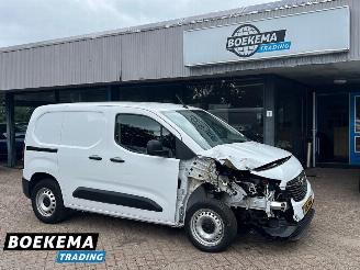 Vaurioauto  commercial vehicles Opel Combo 136 50kWh Navigatie Airco Cruise 2023/10