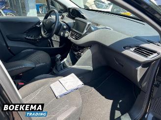 Peugeot 208 1.2 VTi Access Navi Cruise-Control Parkeersensoren Clima picture 13