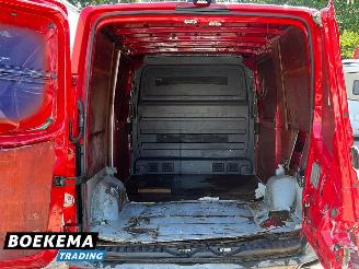 Volkswagen Crafter 35 2.0 TDI 140PK 2xSchuif Stoelverwarming Navi Clima picture 18