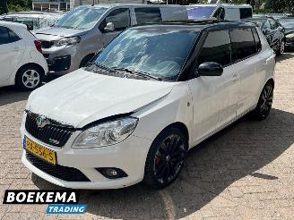 Skoda Fabia 1.4 TSI RS DSG Open-dak Navigatie Clima picture 4