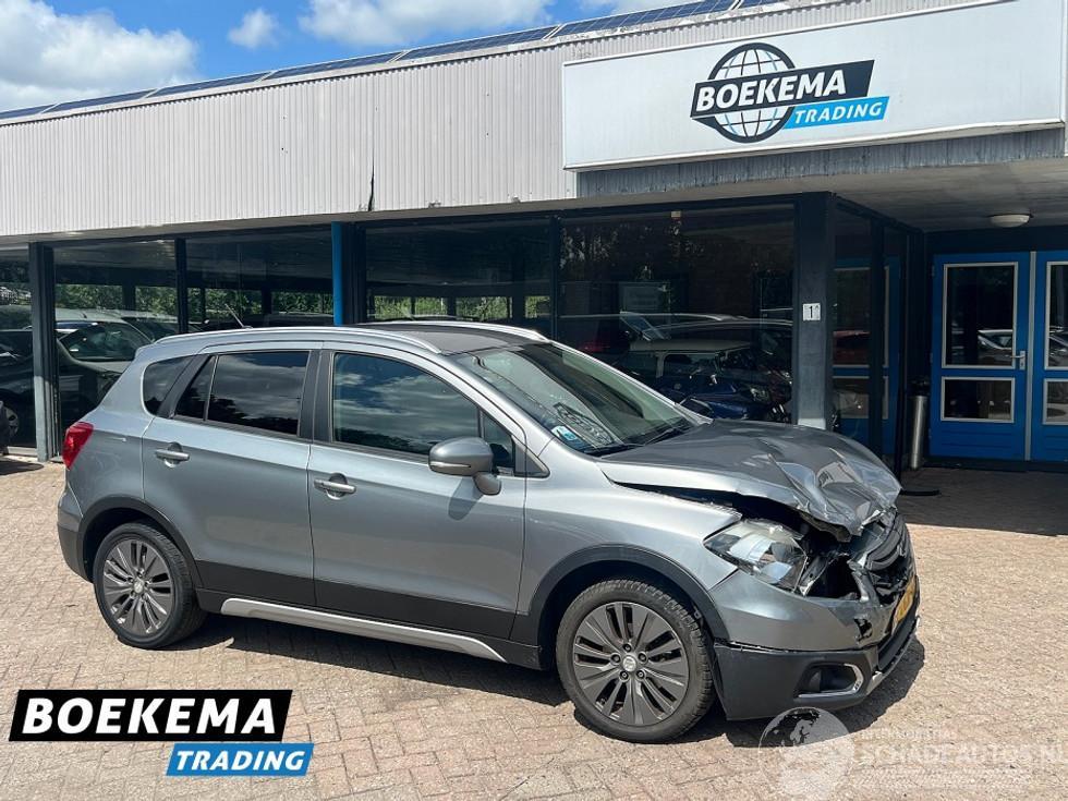 Suzuki S-Cross SX4 1.6 Exclusive Navigatie Stoelverwarming Cruise Control