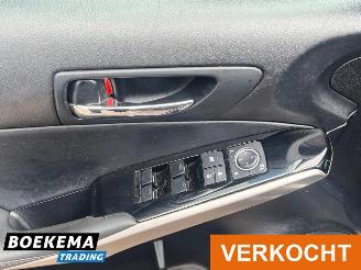 Lexus IS 300h 25th Edition Stoelverwarming Navigatie Parkeercamera picture 17