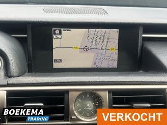 Lexus IS 300h 25th Edition Stoelverwarming Navigatie Parkeercamera picture 24