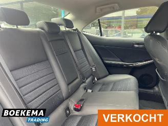 Lexus IS 300h 25th Edition Stoelverwarming Navigatie Parkeercamera picture 19