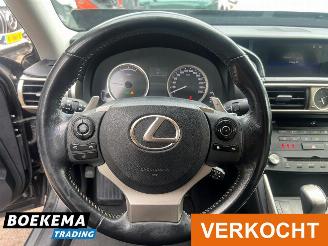 Lexus IS 300h 25th Edition Stoelverwarming Navigatie Parkeercamera picture 22