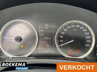 Lexus IS 300h 25th Edition Stoelverwarming Navigatie Parkeercamera picture 23