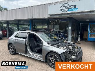 Voiture accidenté Mercedes A-klasse 220 Premium Plus 190PK AMG Automaat Panorma Camera 2019/8